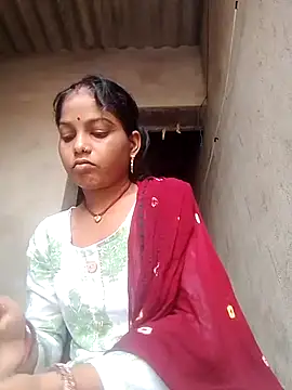 Snapshot of CHANDNi_700 chatting on June 14, 1:47 am CHANDNi 700 online show from June 14, 1:47 am