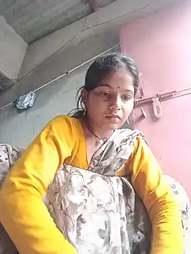 Snapshot of CHANDNi_700 chatting on July 31, 2:22 am CHANDNi 700 online show from July 31, 2:22 am