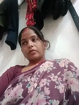 Snapshot of CHANDNi_700 chatting on August 1, 9:19 am CHANDNi 700 online show from August 1, 9:19 am