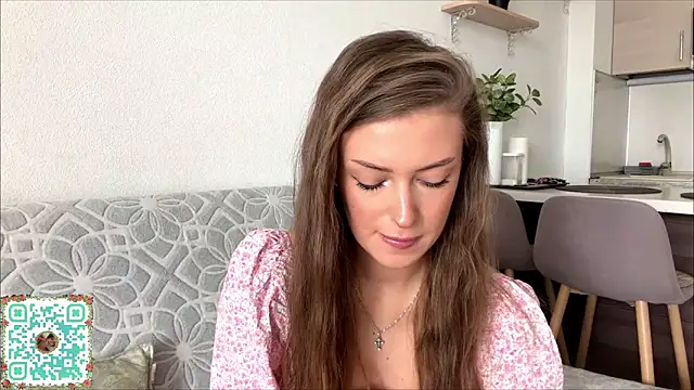 MonaBlisss online show from May 20, 11:38 am