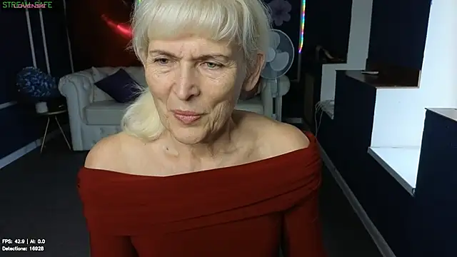 Snapshot of Nia_Natur chatting on June 29, 6:08 am Nia Natur online show from June 29, 6:08 am