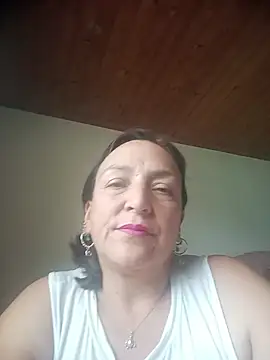 Snapshot of dangerous_milf chatting on July 11, 7:05 pm dangerous milf online show from July 11, 7:05 pm