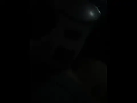 Snapshot of Stonehouse90 chatting on June 4, 4:29 am Stonehouse90 online show from June 4, 4:29 am