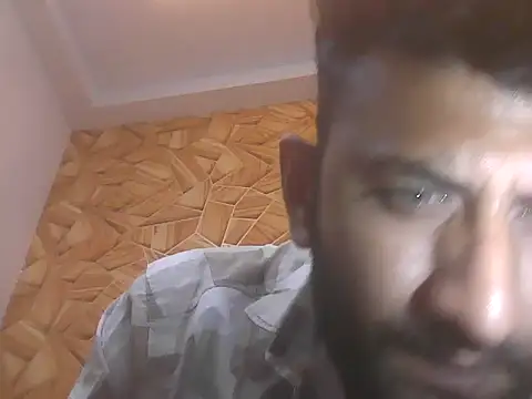 Snapshot of yoursunny001 chatting on May 14, 8:32 am yoursunny001 online show from May 14, 8:32 am