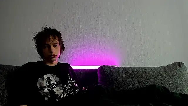 Snapshot of Nolan_Sagee chatting on May 13, 7:28 am Nolan Sagee online show from May 13, 7:28 am