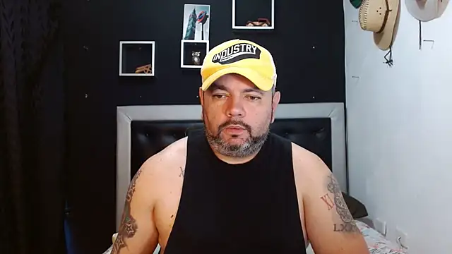 perverseveteranmanxxx online show from February 12, 2:32 pm