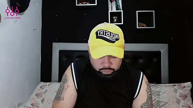 perverseveteranmanxxx online show from February 22, 1:35 pm