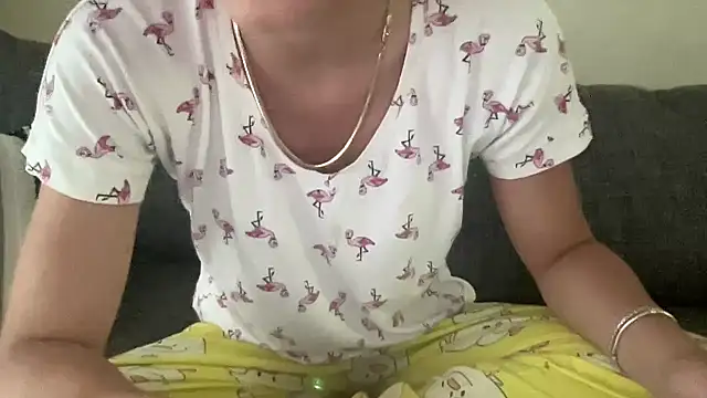 slimsarap online show from July 25, 4:59 pm