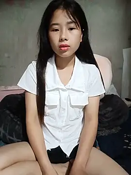 Snapshot of Kirix_adra chatting on June 20, 10:12 pm Kirix adra online show from June 20, 10:12 pm