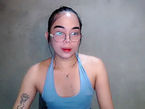 Snapshot of Urbabydollxxx chatting on June 27, 5:29 pm Urbabydollxxx online show from June 27, 5:29 pm