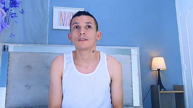 Snapshot of Isak_Berekoa chatting on May 11, 7:33 pm Isak Berekoa online show from May 11, 7:33 pm