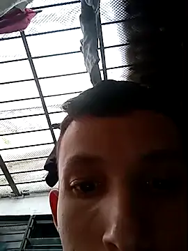 Snapshot of Isak_Berekoa chatting on June 21, 9:06 pm Isak Berekoa online show from June 21, 9:06 pm