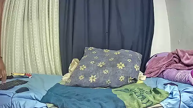 HottyBoobs5 online show from June 8, 11:38 pm
