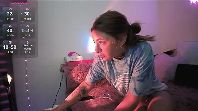 Snapshot of brat_rebeca chatting on June 18, 3:16 pm brat rebeca online show from June 18, 3:16 pm