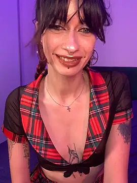 Lilith dark off online show from June 18, 1:37 pm