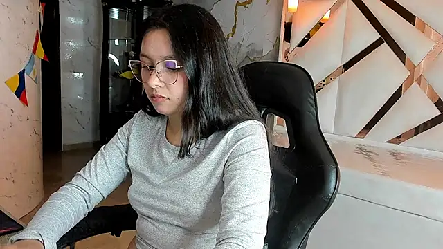 HoneyDoll tf online show from June 20, 8:33 pm