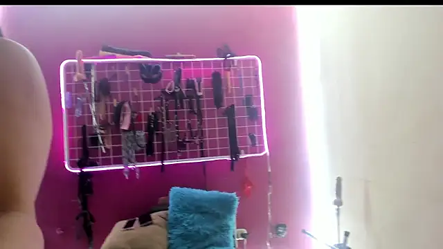 Snapshot of MistressMia_bdsm chatting on May 12, 7:11 pm MistressMia bdsm online show from May 12, 7:11 pm