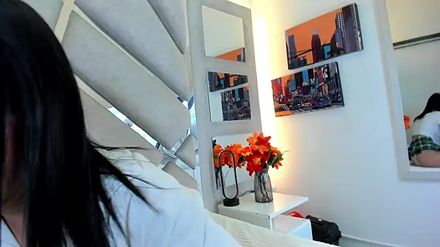 Snapshot of haileypetite chatting on July 11, 3:48 pm haileypetite online show from July 11, 3:48 pm