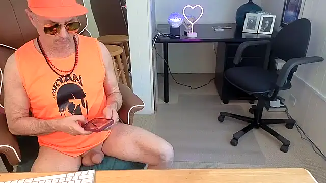 hotdadbod online show from February 2, 9:24 pm