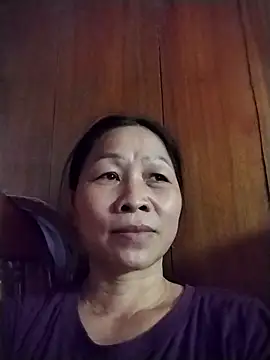 Snapshot of -Titytan- chatting on May 24, 8:19 am -Titytan- online show from May 24, 8:19 am