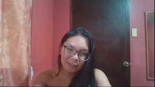 Snapshot of mamacitttaa chatting on May 31, 2:42 am mamacitttaa online show from May 31, 2:42 am