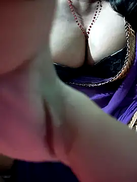 Snapshot of Savita_Bhabhiii chatting on June 15, 6:32 pm Savita Bhabhiii online show from June 15, 6:32 pm