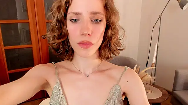Snapshot of imogensy chatting on June 21, 2:41 pm imogensy online show from June 21, 2:41 pm