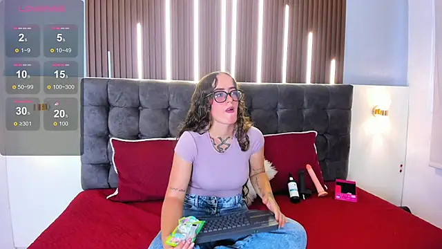 Hitana tattoo online show from June 26, 4:11 pm