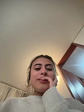imsofia dy online show from May 12, 11:02 pm