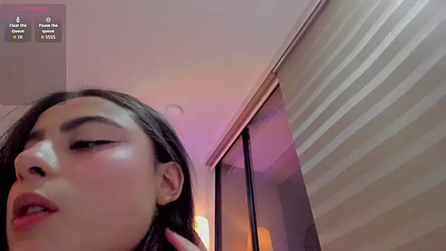 Snapshot of imsofia_dy chatting on July 1, 12:12 am imsofia dy online show from July 1, 12:12 am