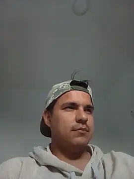 Snapshot of Xxxmarlin chatting on May 14, 3:41 pm Xxxmarlin online show from May 14, 3:41 pm