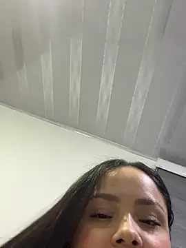 Snapshot of babyyydoll_ chatting on July 26, 2:20 am babyyydoll online show from July 26, 2:20 am