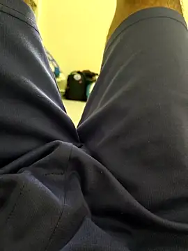 1Horny Boy1 online show from May 31, 6:04 pm