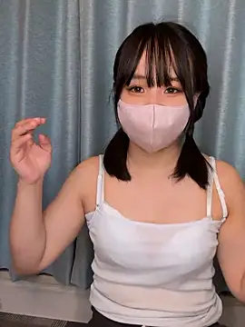 Snapshot of sora_071355 chatting on July 3, 4:02 pm sora 071355 online show from July 3, 4:02 pm