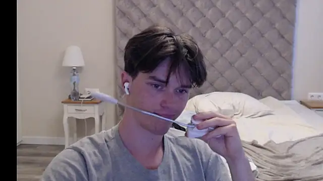 arthur   king online show from June 3, 2:33 pm