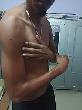 Halfbloodstud online show from June 18, 6:23 pm