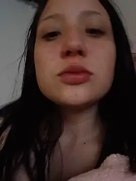Snapshot of mileidy0106 chatting on June 15, 4:42 pm mileidy0106 online show from June 15, 4:42 pm
