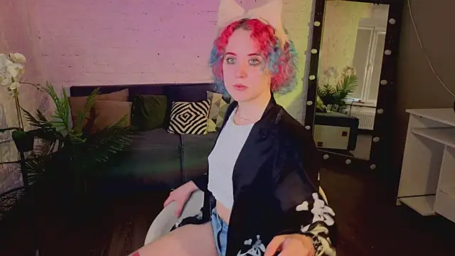 ScarlettSparkss online show from May 17, 5:27 am