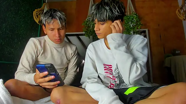 leonix love online show from June 6, 9:03 am