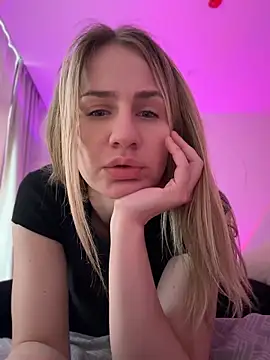 Snapshot of AnnaMist_ chatting on May 23, 6:51 am AnnaMist online show from May 23, 6:51 am