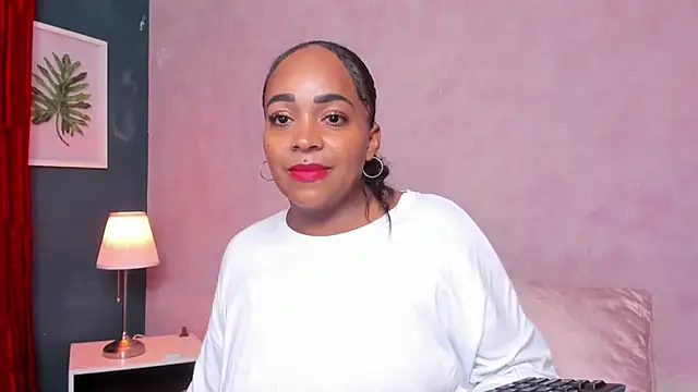Snapshot of rouses_malih chatting on June 27, 6:24 pm rouses malih online show from June 27, 6:24 pm