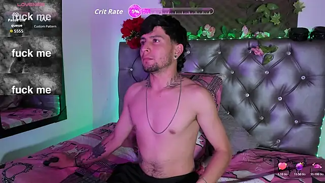 Snapshot of StefanoBigCock chatting on June 11, 8:29 pm StefanoBigCock online show from June 11, 8:29 pm