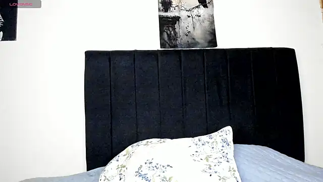 Snapshot of Eve_Colleen chatting on July 17, 2:07 am Eve Colleen online show from July 17, 2:07 am