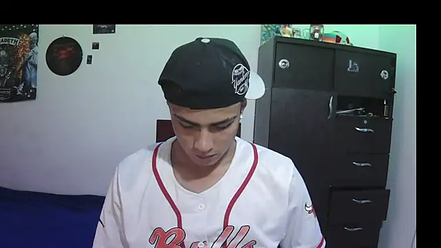 Snapshot of Fenix_hardcock chatting on June 22, 7:44 pm Fenix hardcock online show from June 22, 7:44 pm