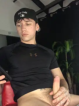 Snapshot of Salvatore_angelo chatting on June 7, 3:54 am Salvatore angelo online show from June 7, 3:54 am
