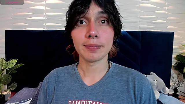 Snapshot of Brunodeluca_ chatting on June 21, 8:00 pm Brunodeluca online show from June 21, 8:00 pm