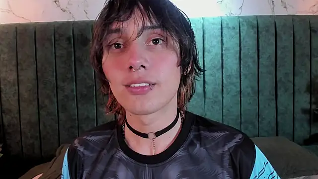 Snapshot of Brunodeluca_ chatting on July 7, 7:40 pm Brunodeluca online show from July 7, 7:40 pm