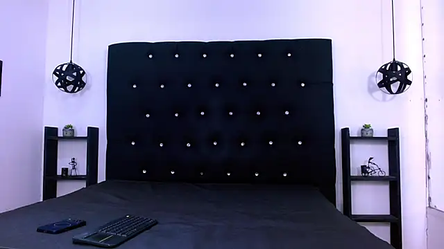 Snapshot of Dannesh_ chatting on June 18, 3:51 am Dannesh online show from June 18, 3:51 am