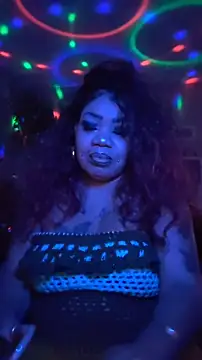 Snapshot of NailGoddessnow chatting on January 26, 11:29 pm NailGoddessnow online show from January 26, 11:29 pm