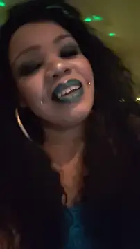 Snapshot of NailGoddessnow chatting on March 16, 6:31 am NailGoddessnow online show from March 16, 6:31 am